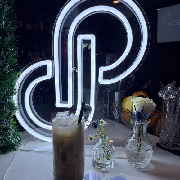 TINAMORENO LIKE THIS LISTING TO BE NOTIFIED WHEN I GO LIVE. - Picture 8 of 16